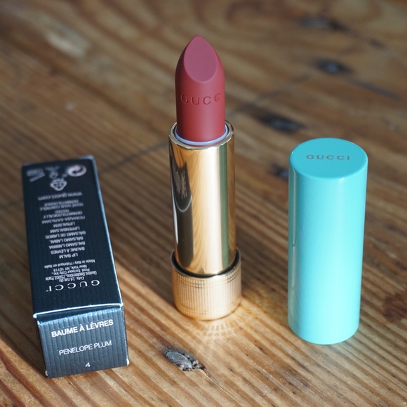 gucci penelope plum lipstick